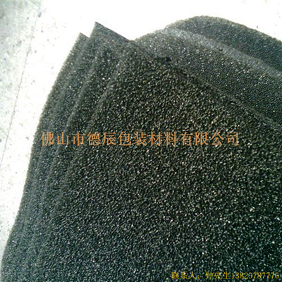用于各種摩托車、汽車過濾網(wǎng)、過濾設(shè)備、水族箱、防毒口罩、空調(diào)機、高度透氣坐墊、床墊，活性碳過濾基材,填陶瓷過濾基材等行業(yè)。還有耐油型聚酯過濾網(wǎng)。慢回彈過濾網(wǎng)等。